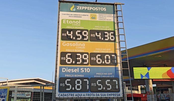 Preço de posto de gasolina na região Oeste da capital 