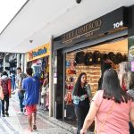 Comércio e supermercados poderão funcionar nas eleições