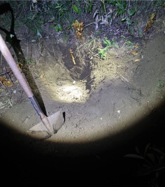Corpo foi encontrado em avançado estado de decomposição em uma cova clandestina em uma área de mata na região do alto São Gonçalo em Mariana.