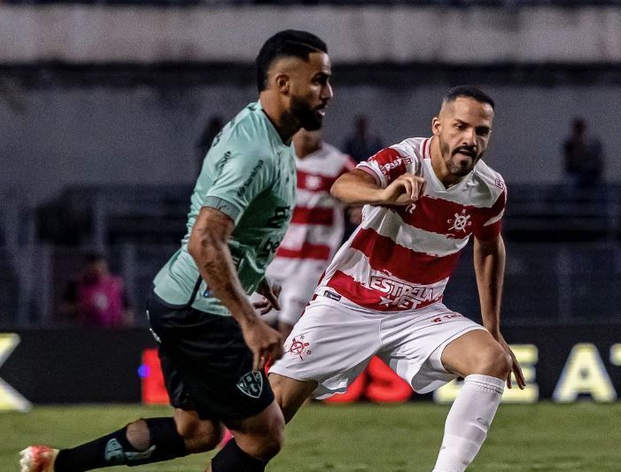 De virada, CRB bate Paysandu e deixa a zona de rebaixamento da Série B