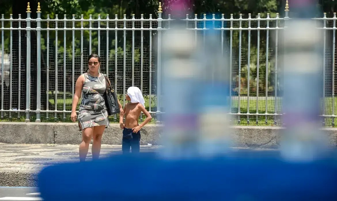 Unicef alerta para impacto das mudanças climáticas em crianças e adolescentes