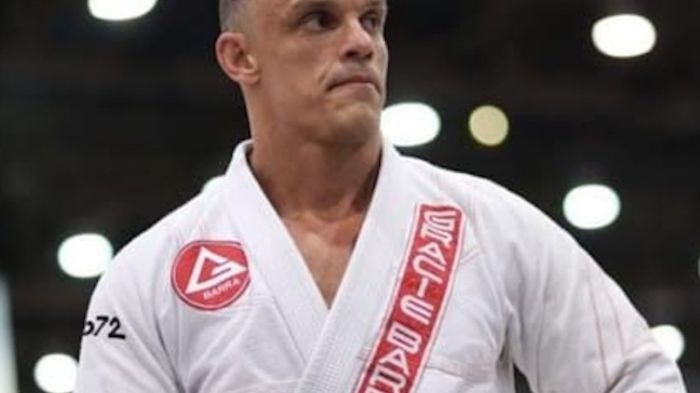 Cristiano Lazzarini o campeão que transformou o tatame em escola de vida Cristiano Lazzarini o campeão que transformou o tatame em escola de vida
