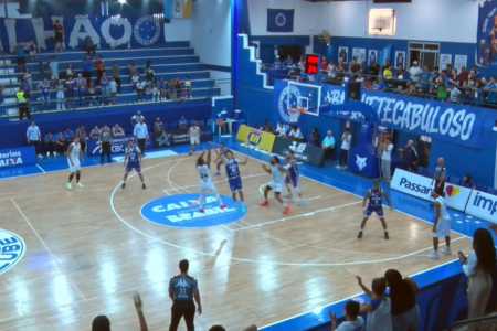 Arremesso no fim decretou derrota cruzeirense