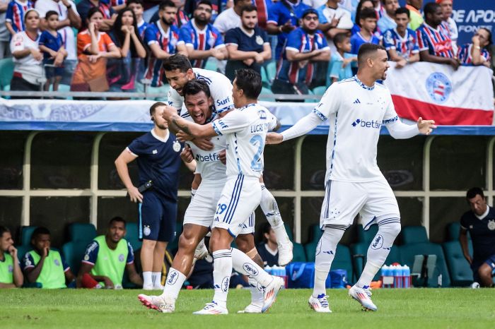 Gabriel Veron comemora gol marcado pelo Cruzeiro Gabriel Veron comemora gol marcado pelo Cruzeiro