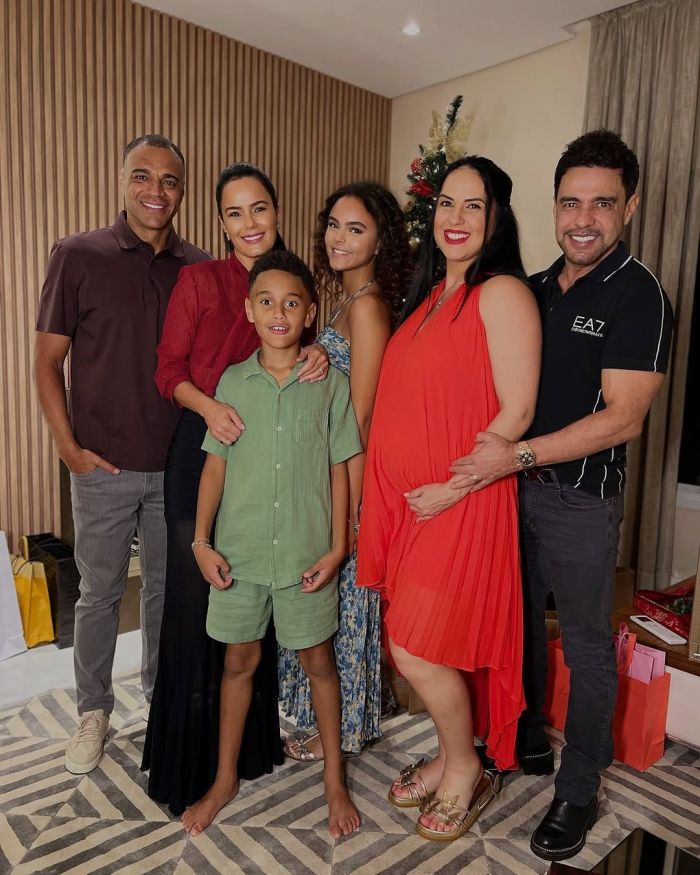 Denílson e Luciele passou Natal com Zezé Di Camargo e Graciele Lacerca