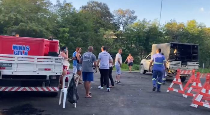 Desabamento de rejeitos em Conceição do Pará moradores estão assustados e revoltados com falta de informação. Desabamento de rejeitos em Conceição do Pará moradores estão assustados e revoltados com falta de informação.