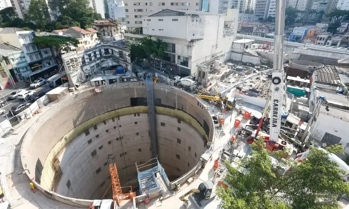 Ministério Público vai apurar causa do desabamento em obra do Metrô de São Paulo