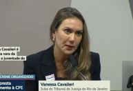 Desembargadora muda endereço de jovem de abrigo para bairro nobre, e ela recebe 32 convites de emprego