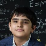 'Pequeno gênio': menino de 10 anos supera Albert Einstein e Hawking em teste de QI