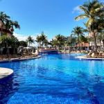 'Ficou submersa durante sete minutos' diz pai de criança afogada em piscina de resort