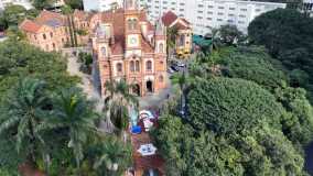 Veja fotos dos tapetes na Igreja São José, em BH