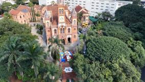 Veja fotos dos tapetes na Igreja São José, em BH