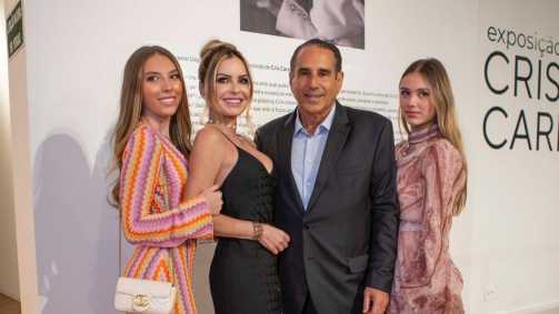 'Pintura como Linguagem': Cris Carneiro estreia exposição