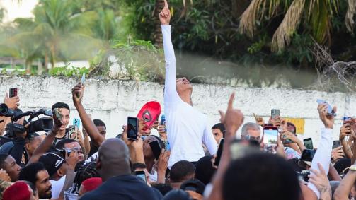 Veja fotos da saída de Oruam