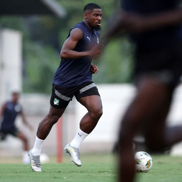 Aurier tem 93 jogos pela Seleção Costa-Marfinense