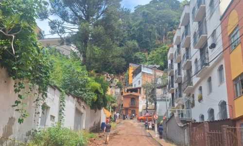 Deslizamento no Bairro Paineiras em Juiz de Fora