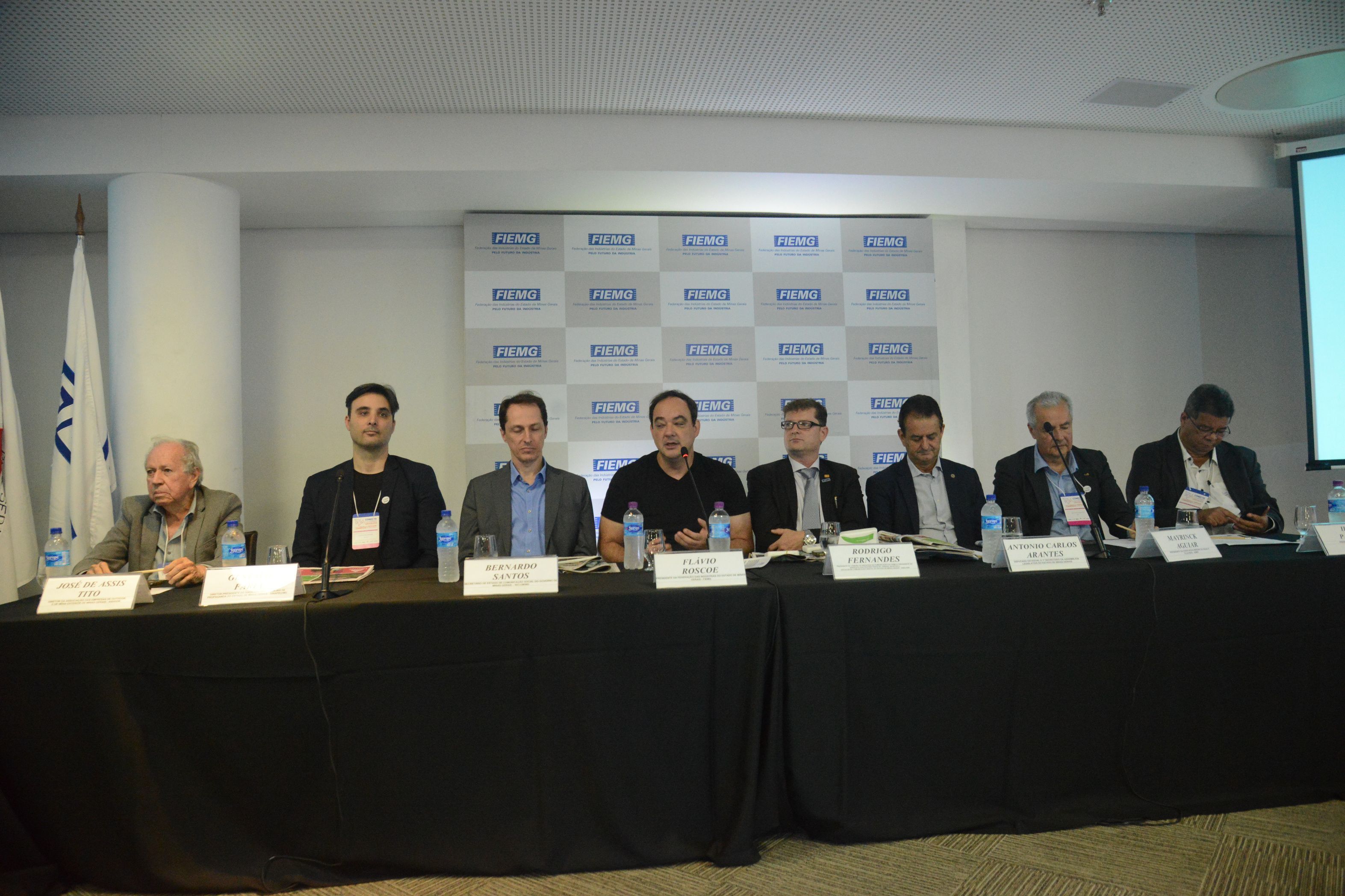 Conecta Com Minas reúne empresários da comunicação em Belo Horizonte