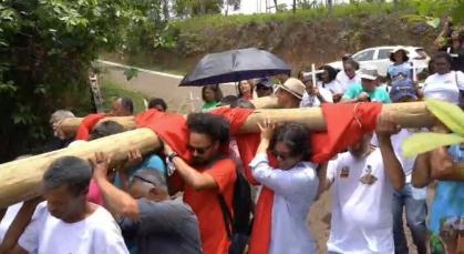Dez anos após tragédia de Mariana, homenagens e pedidos de justiça marcam o dia