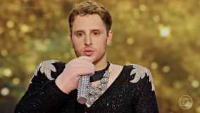 Diego Martins, como Odete Roitman, vence The Masked Singer Brasil