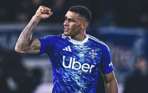 Diego Carlos jogou a última temporada pelo Como • Divulgação/Lega Serie A