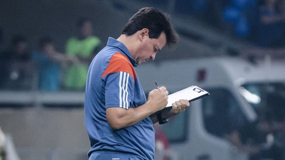 Diniz admite má atuação do Cruzeiro contra o Lanús e cita lance 'inaceitável'