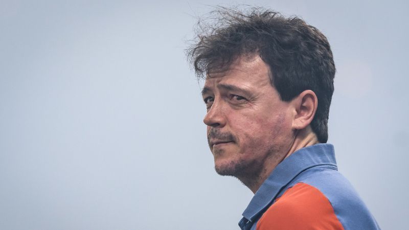 Sem vencer pelo Cruzeiro, Fernando Diniz terá 'desafios' contra o Athletico-PR
