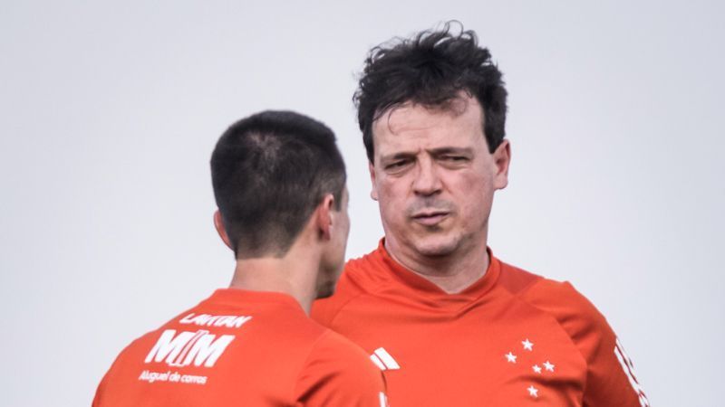 Escalação do Cruzeiro: Diniz define time com três mudanças contra o Bahia
