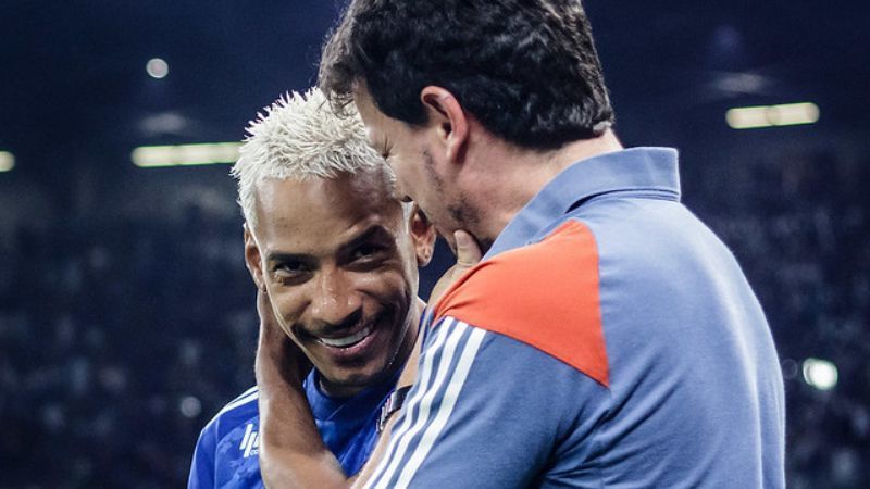 Cruzeiro deixa G8, mas pode chegar a 74% de chances de Libertadores se vencer Bragantino