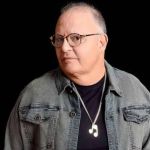 Guilherme Arantes traz turnê '50 Anos-Luz' ao BeFly Minascentro, em BH