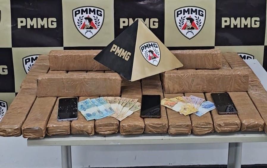 Polícia Militar de Passos impede a entrada de drogas na cidade