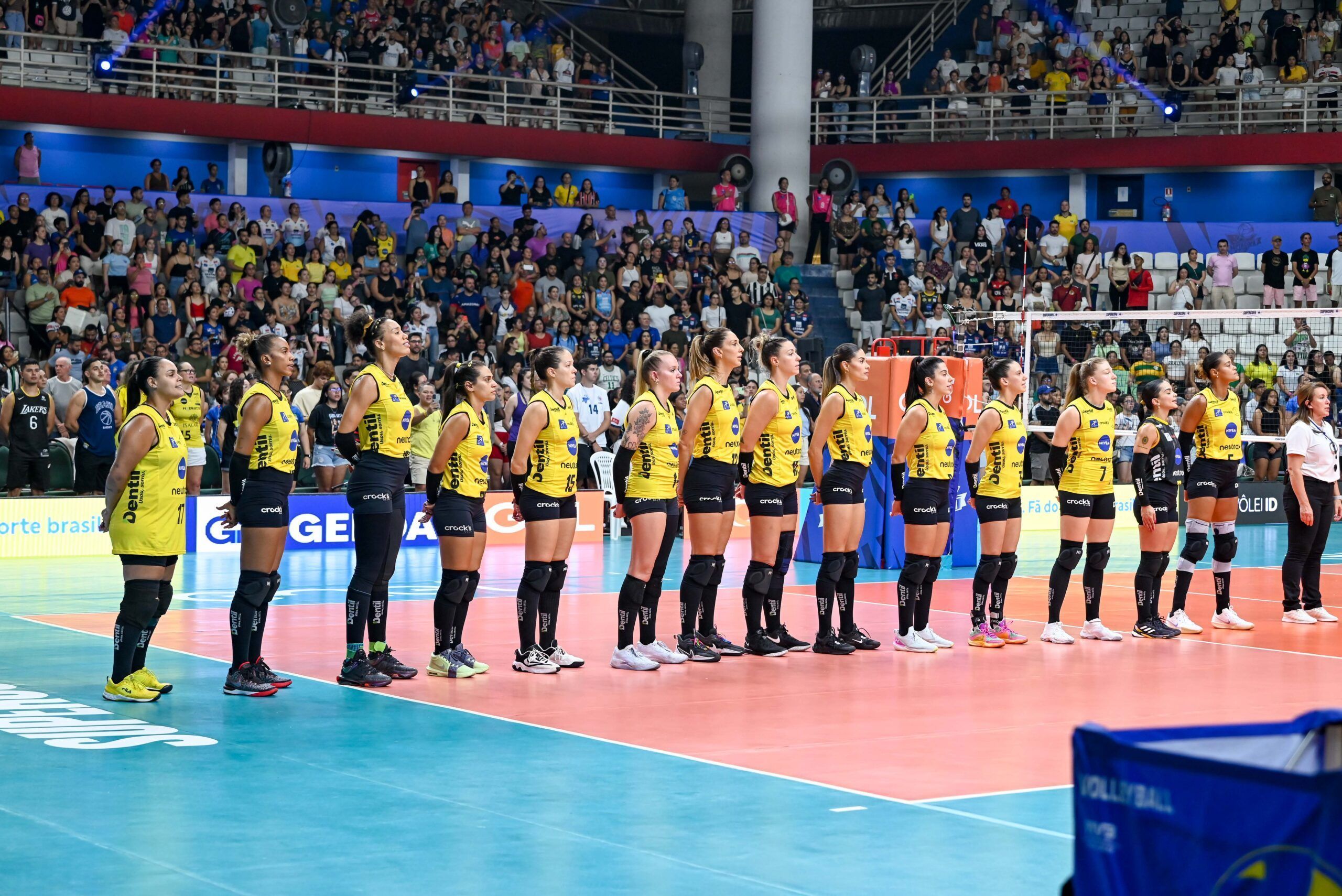 Superliga Feminina 24/25: Praia Clube conta com ex-rivais em busca de conquista