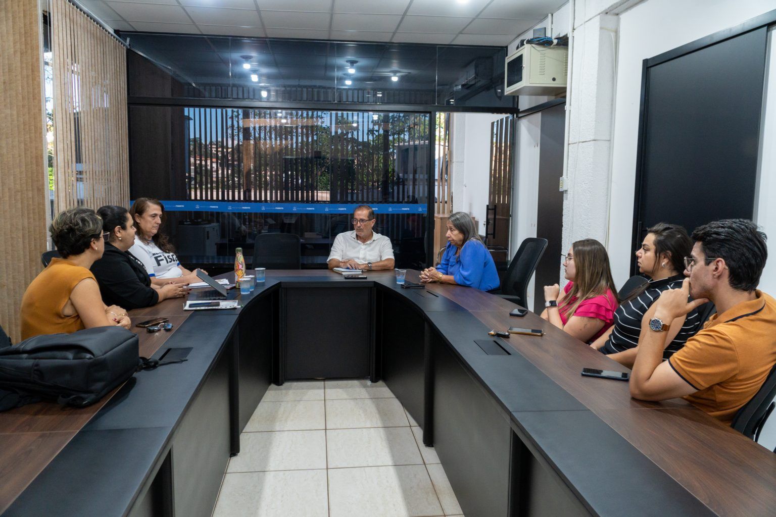 Prefeitura de Itabirito inicia transição de governo com reunião entre gestores