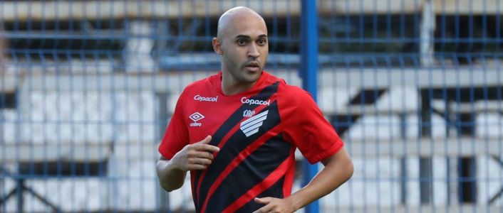 Dudu Marques tem apenas 11 jogos pelo Athletico-PR