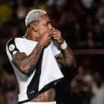Mesmo lesionado, atacante do Vasco será comprado ao final do contrato