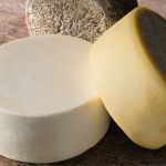 Região da Canastra oficializa mais um município produtor de queijo Minas Artesanal; saiba qual