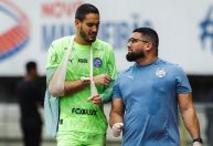 Bahia perde goleiro titular por luxação durante jogo do Brasileirão