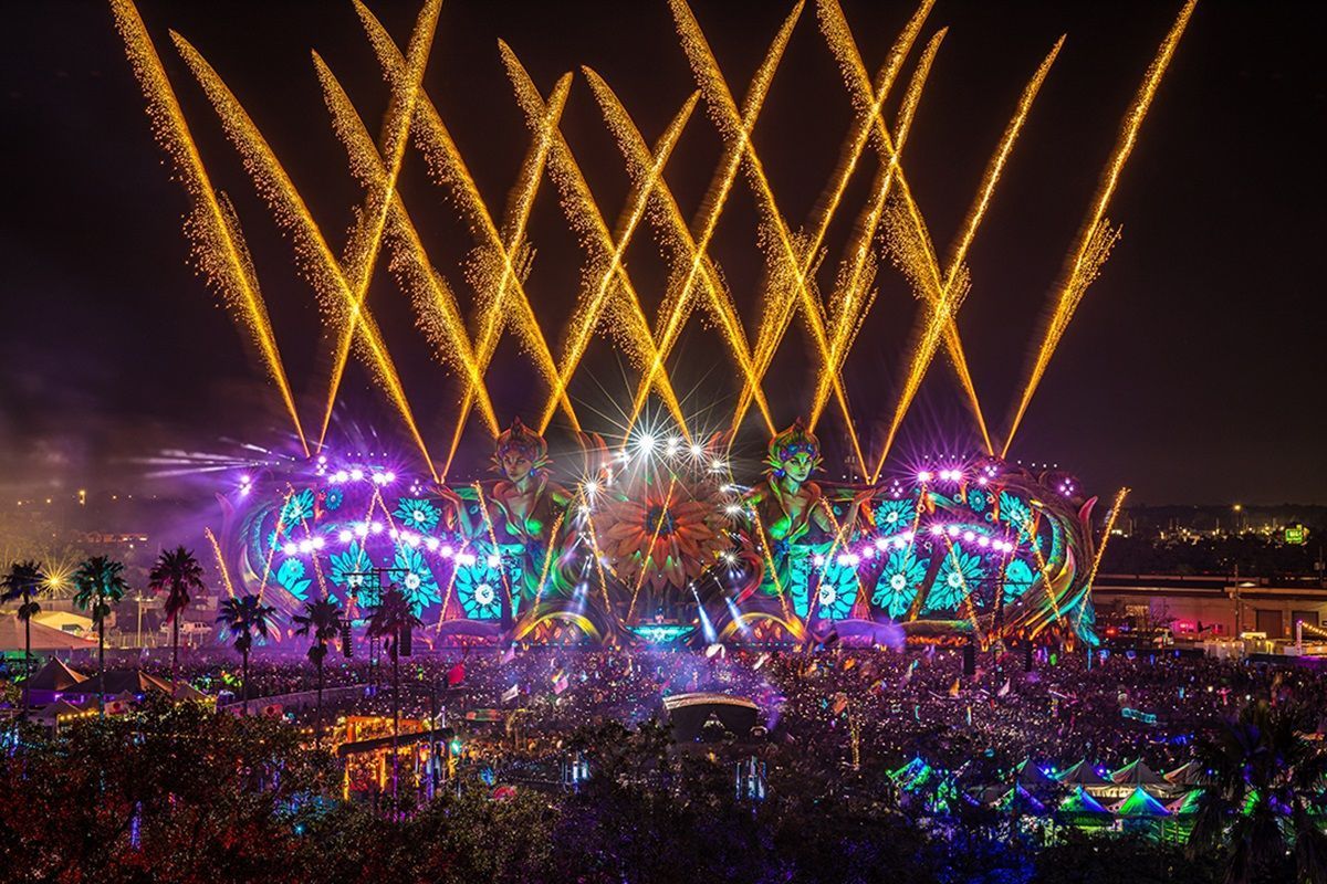 DJs famosos prometem o melhor da dance music no EDC Orlando 2024