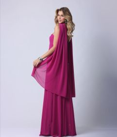 Eduarda Braum com looks da estilista Flávia Murta