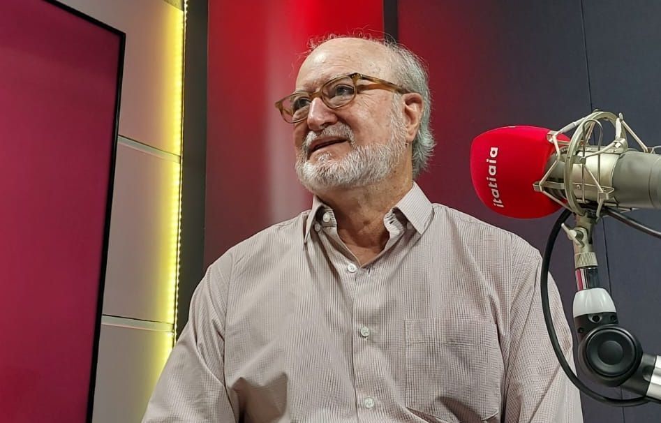30 anos após ser eleito governador, Eduardo Azeredo avalia momento do PSDB e fala de aprendizados na prisão