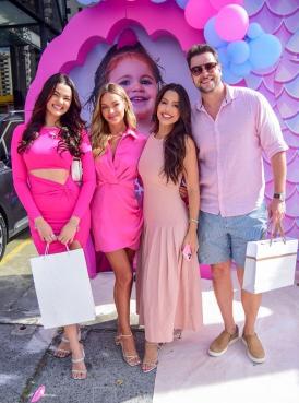 Ex-BBBs comparecem ao aniversário de Lua