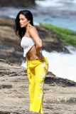 Eva faz ensaio em praia do Rio de Janeiro