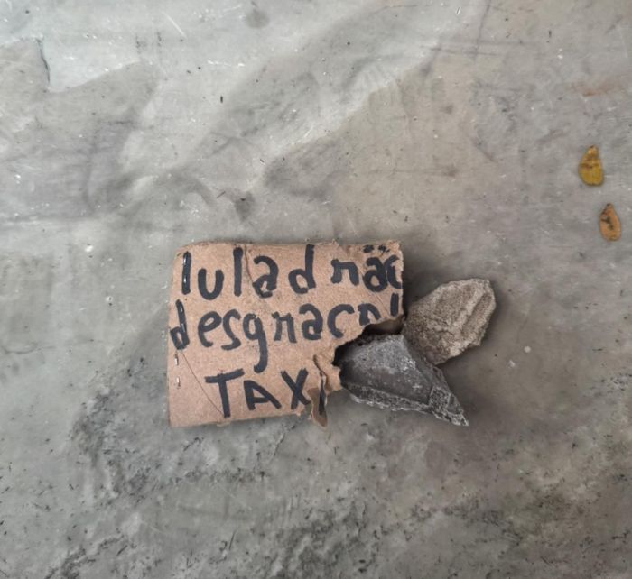 Embrulho com pedras foi deixado no Sindicato dos Jornalistas