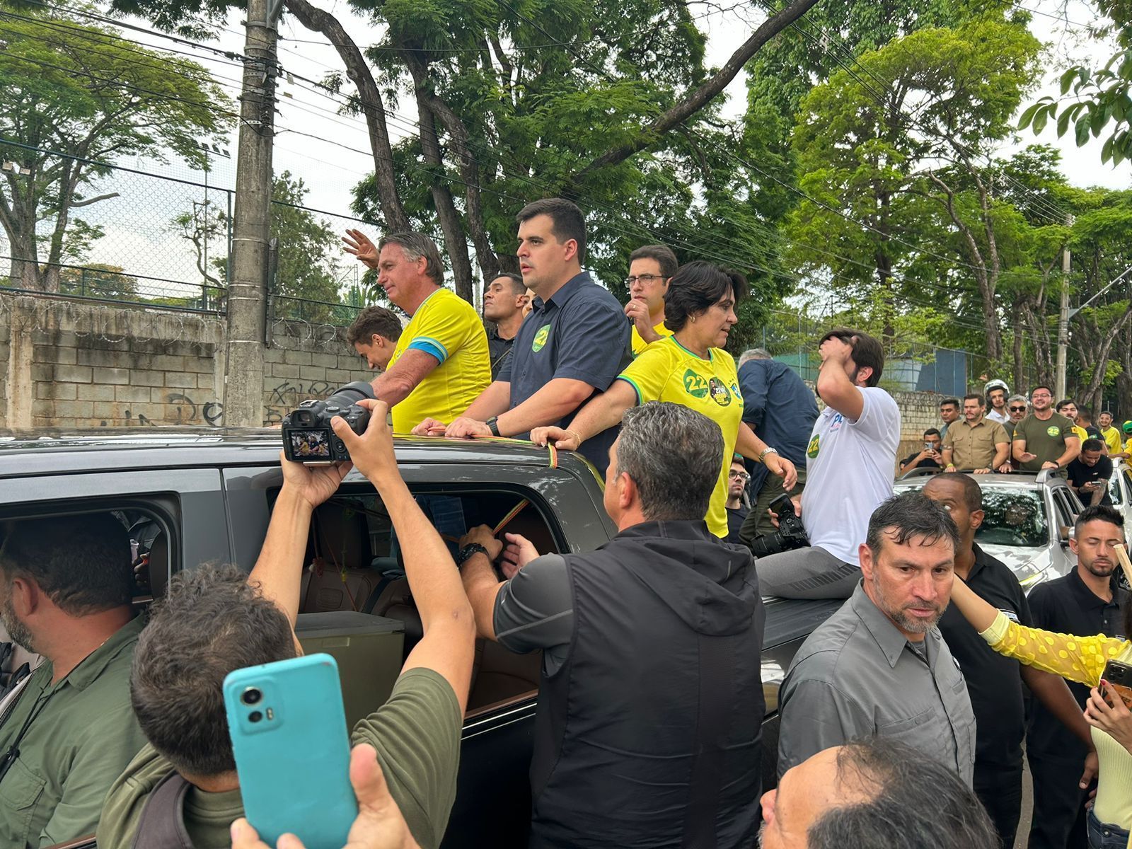 Engler faz moto carreata com Bolsonaro, Michelle e Nikolas na tarde deste sábado (19)
