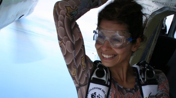 Entrevista com Marianne Cotrin; vice-campeã mundial e recordista brasileira de velocidade no paraquedismo freestyle