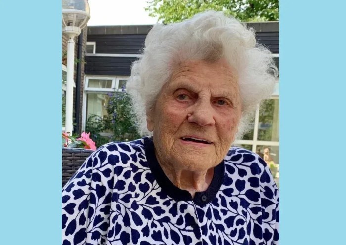 Ethel Caterham tem 115 anos Ethel Caterham tem 115 anos