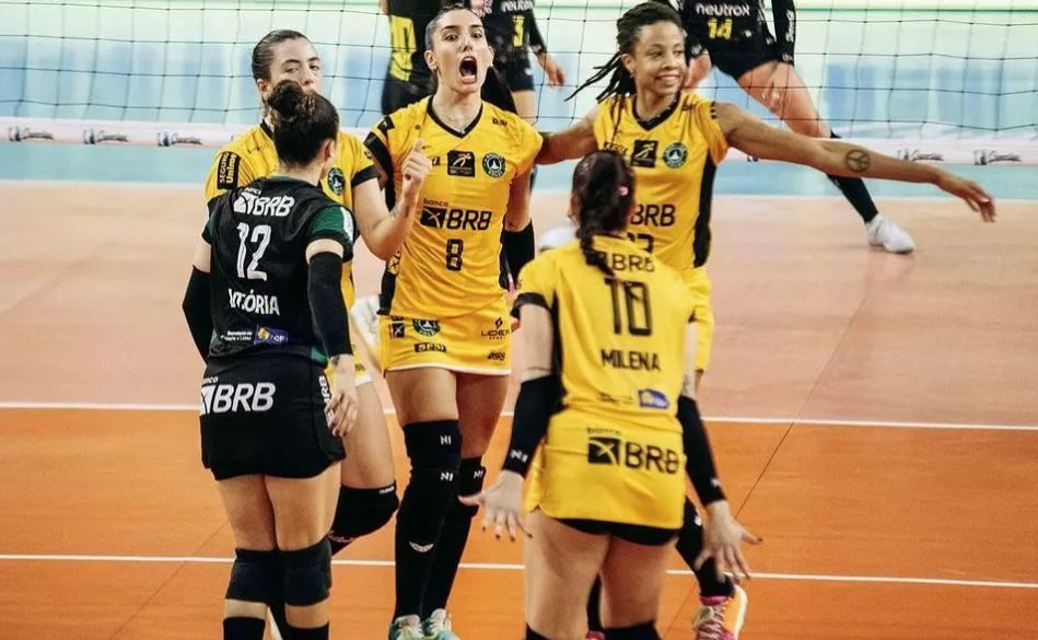 Brasília Vôlei supera Mackenzie e vence a 1ª na Superliga Feminina de Vôlei
