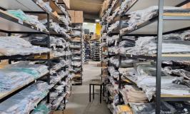 Camisas prontas para venda na fábrica da Chico Rei