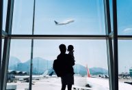 De espadas de samurai a bolsa em forma de sapo: veja os objetos esquecidos em aviões