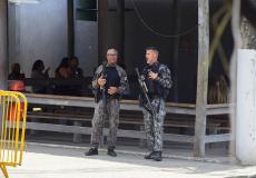Fãs vão até penitenciária para apoiar Oruam