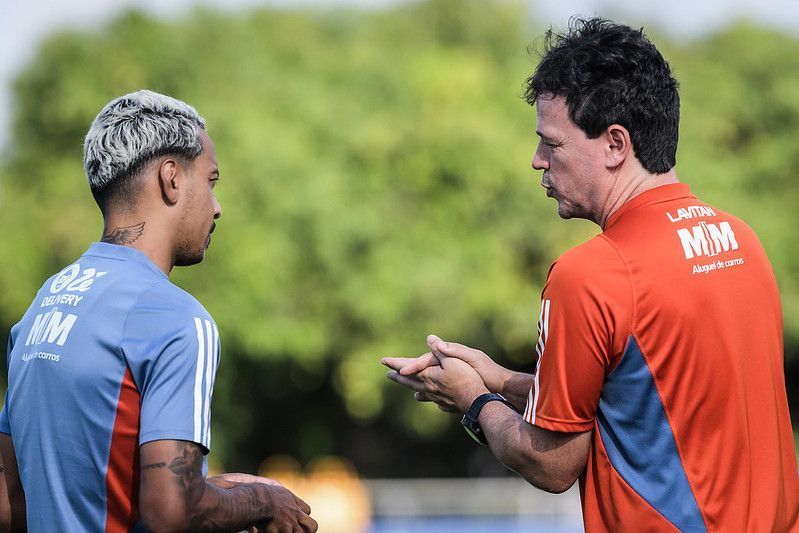 Cruzeiro enfrenta o Lanús por 1ª vitória de Diniz e vantagem na Sul-Americana